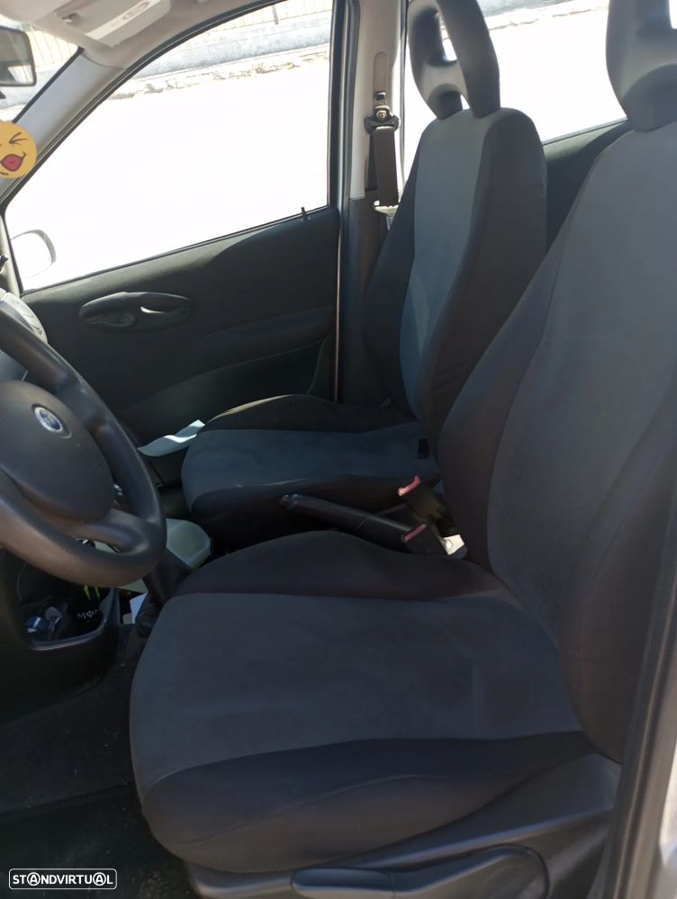 Fiat Punto - 5