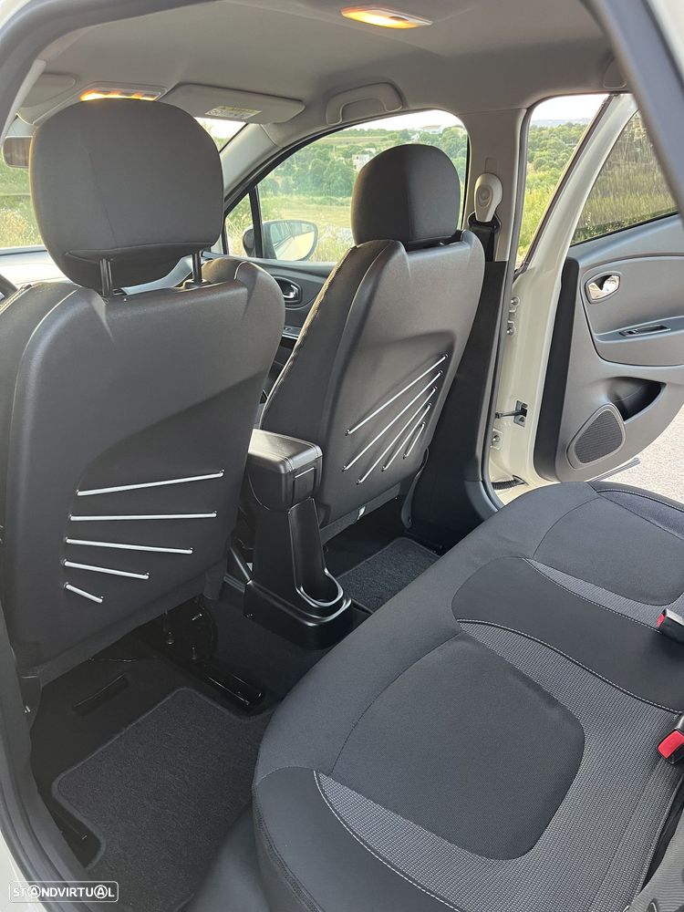 Renault Captur 0.9 TCE Exclusive - 12
