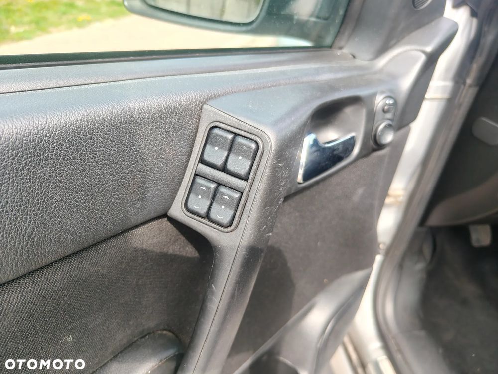 Opel Astra 1.8 Bertone - 12