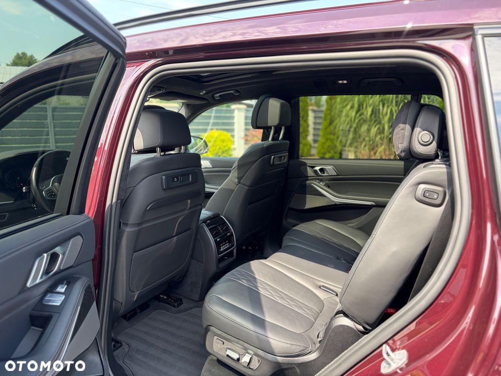 BMW X7 xDrive40d - 9