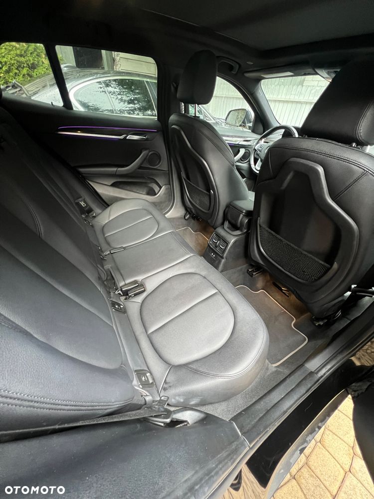 BMW X2 sDrive20i Advantage Plus - 14