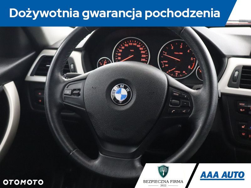 BMW Seria 3 - 23