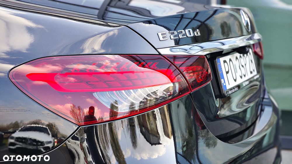Mercedes-Benz Klasa E 220 d 4-Matic AMG - 11