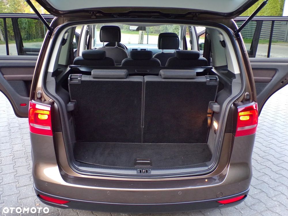 Volkswagen Touran 2.0 TDI DPF DSG Cross - 33
