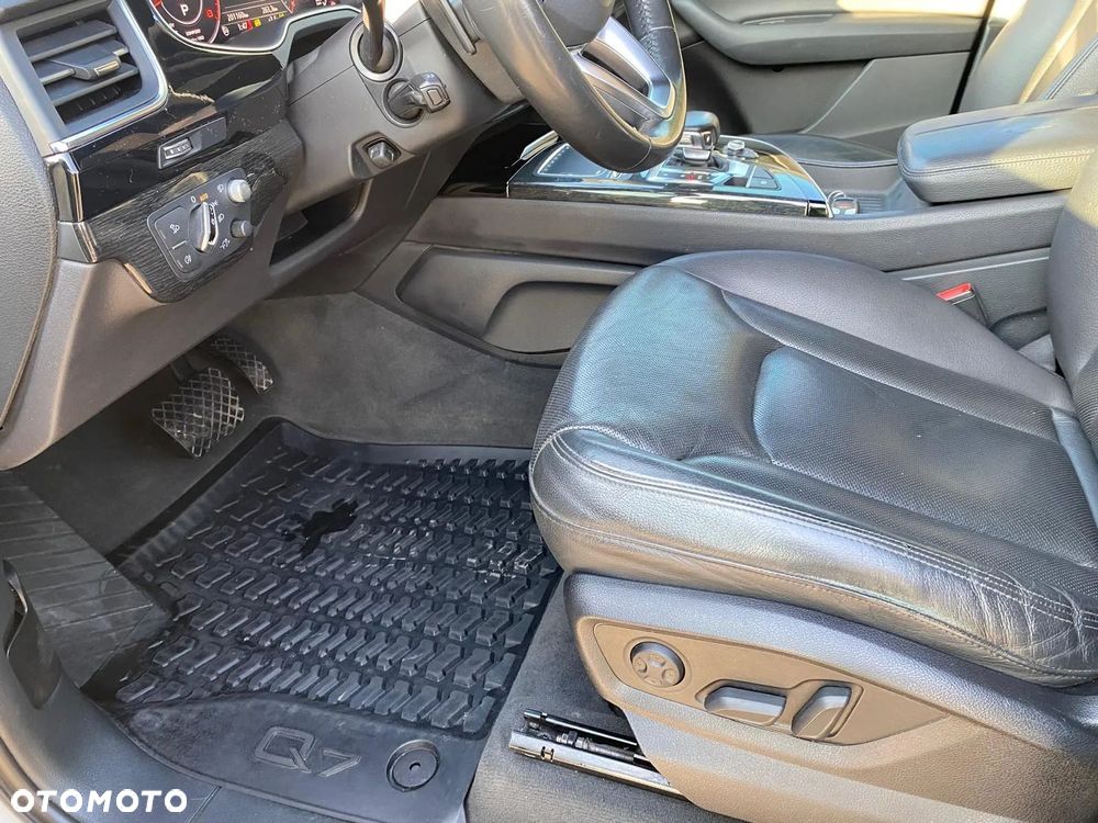 Audi Q7 - 23