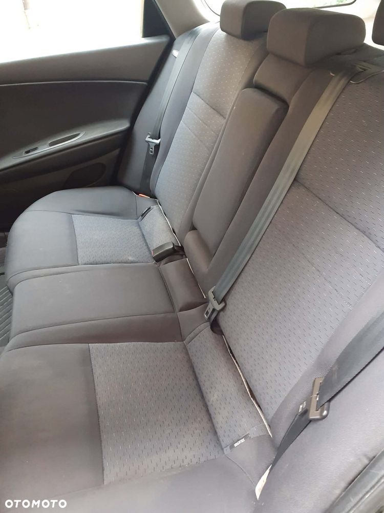 Nissan Primera - 9