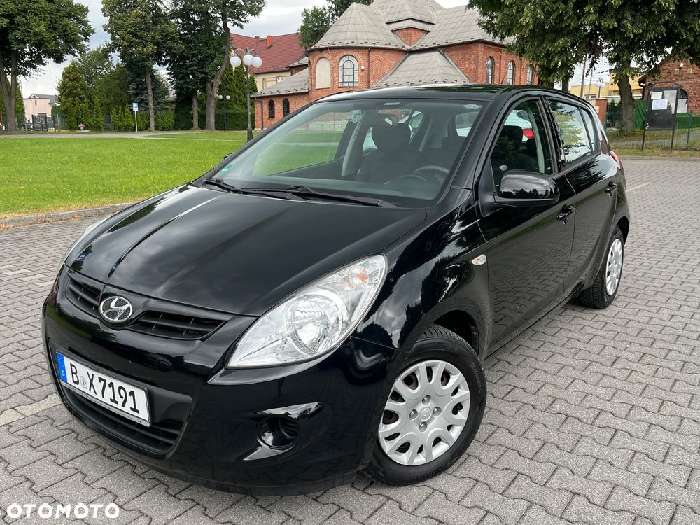Hyundai i20 1.2 FIFA WM Edition - 1
