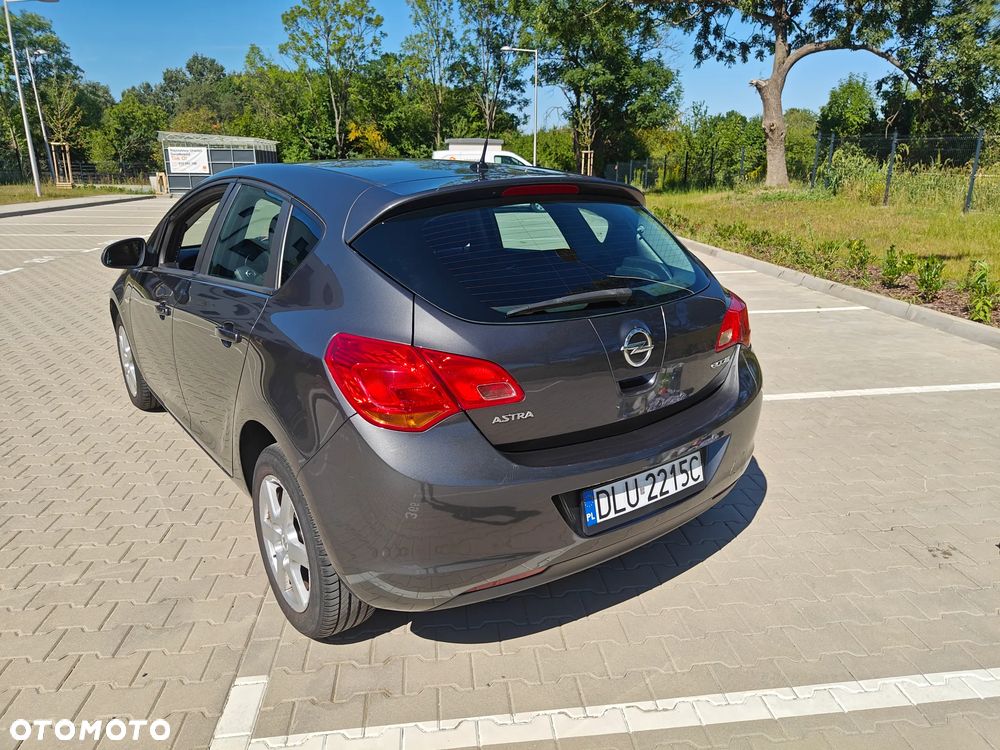 Opel Astra - 6