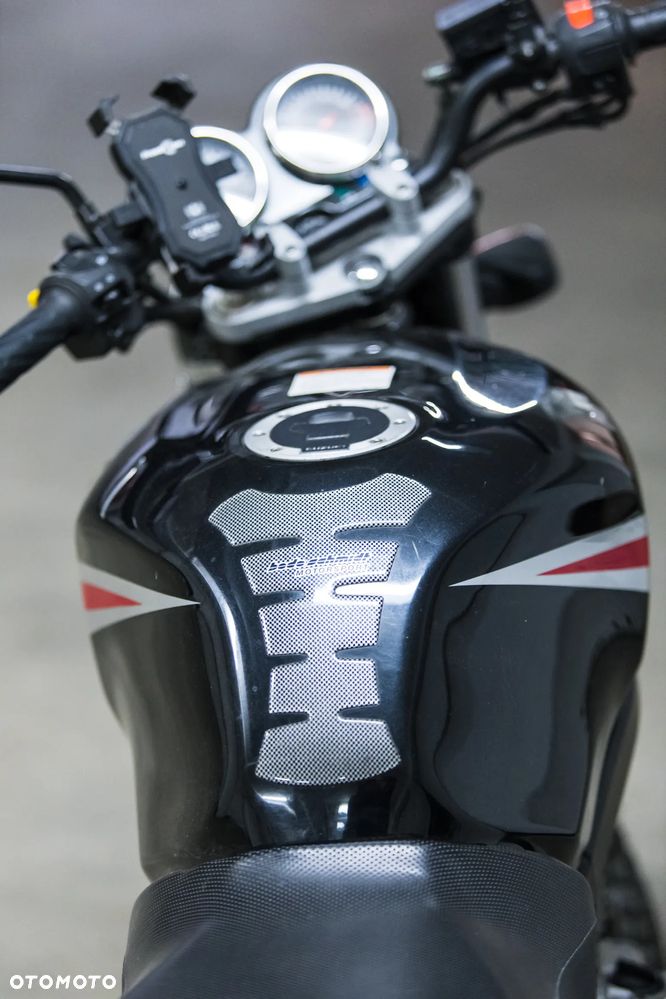 Suzuki GS - 6