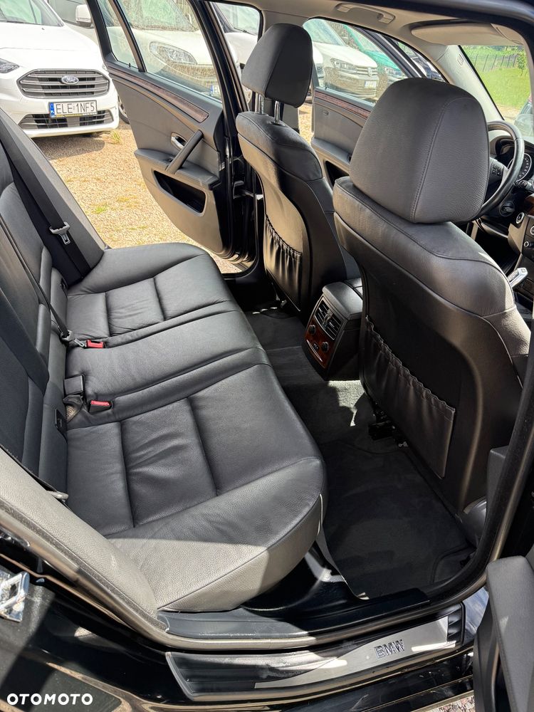 BMW Seria 5 530i - 13