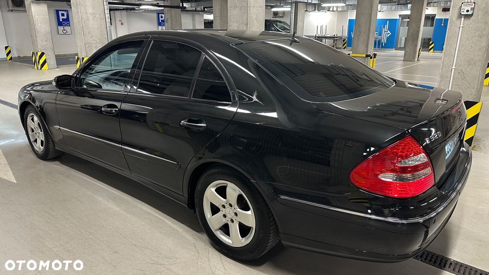 Mercedes-Benz Klasa E 320 Avantgarde - 22