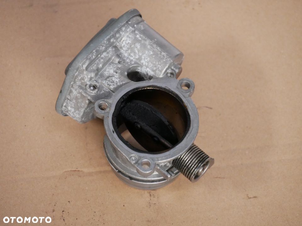 PRZEPUSTNICA BMW E87 2.0TD N47D20C 780437302 - 2