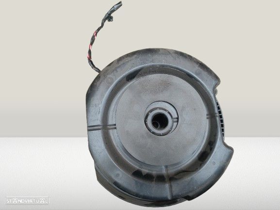 Subwoofer Mazda 6 Hatchback (Gh) - 2