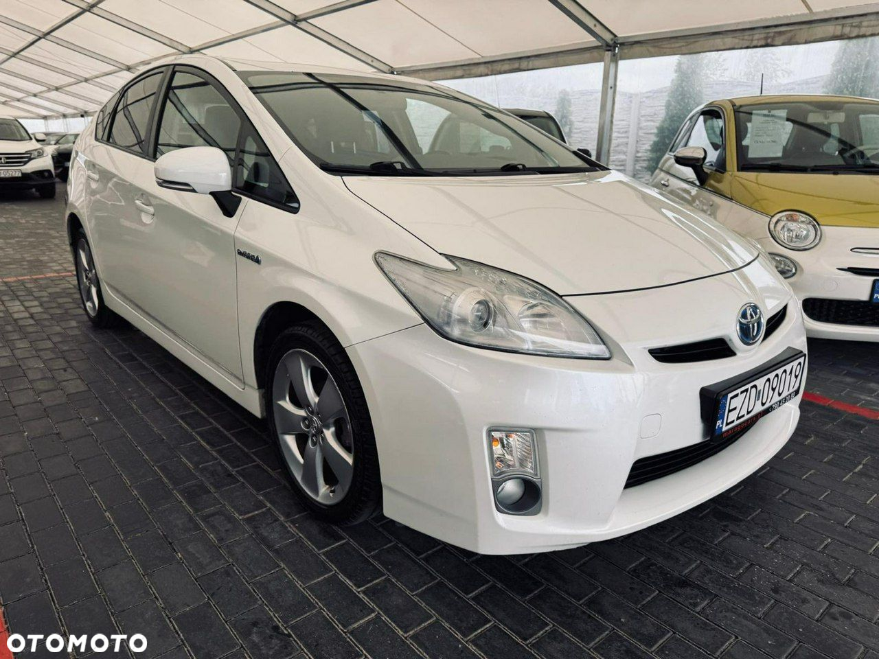 Toyota Prius - 10