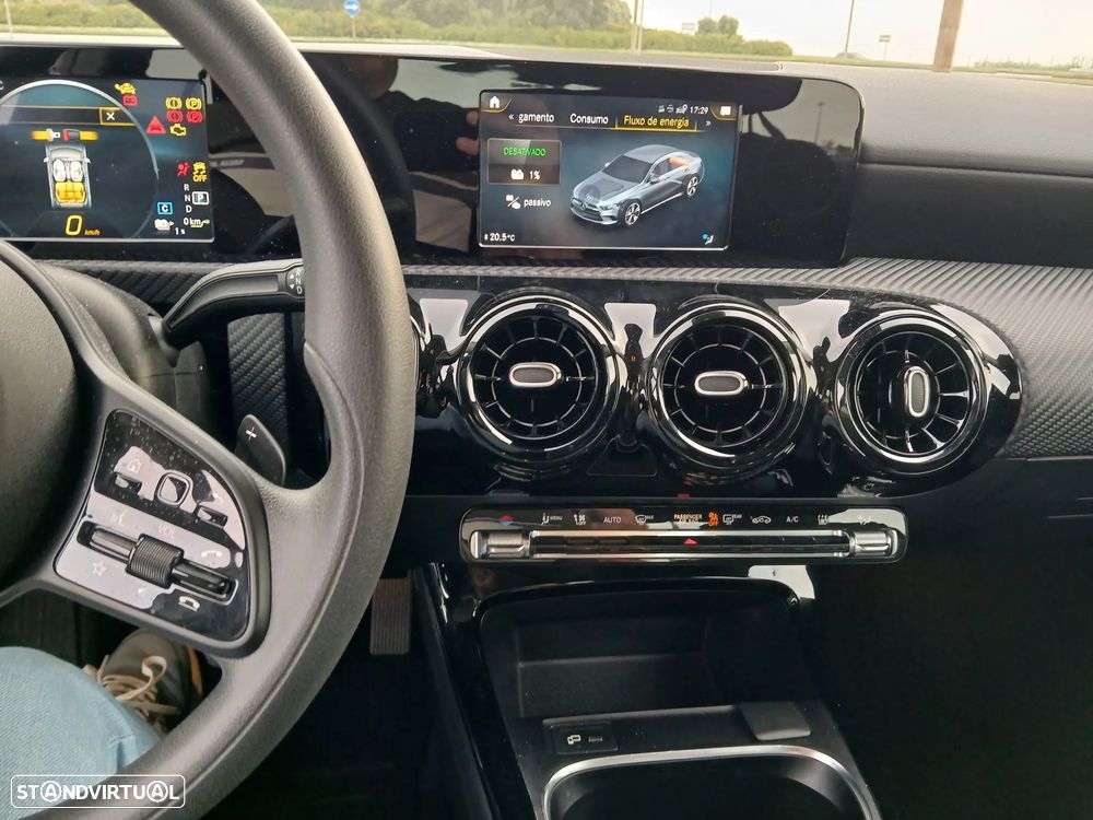 Mercedes-Benz CLA 250 - 18