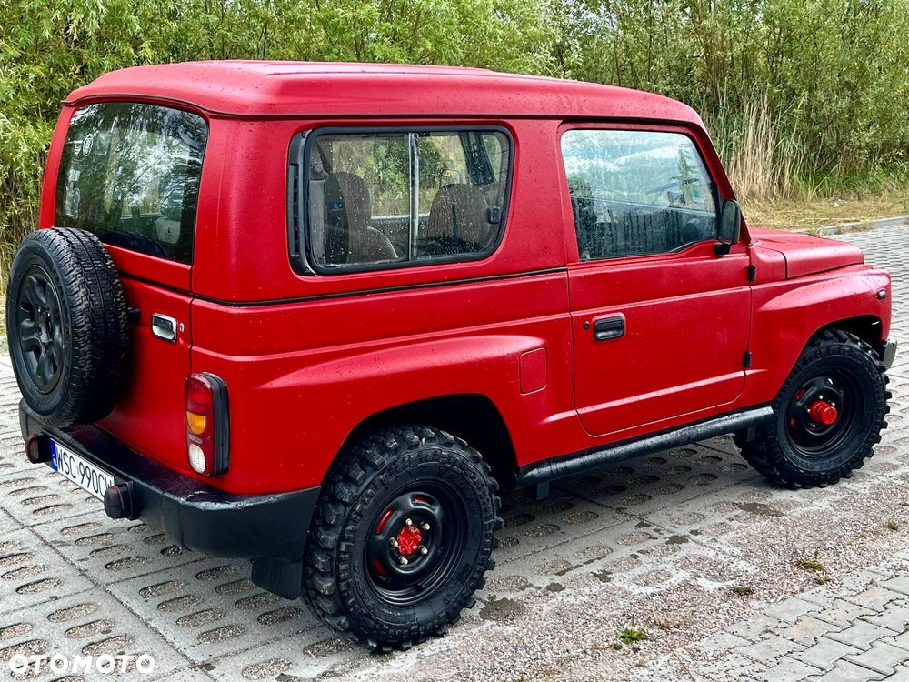 Kia Retona - 3