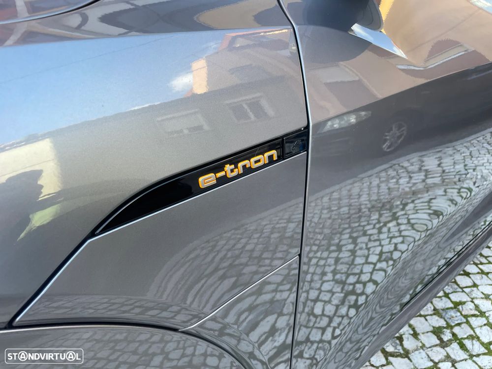 Audi e-tron 55 quattro Advanced - 4
