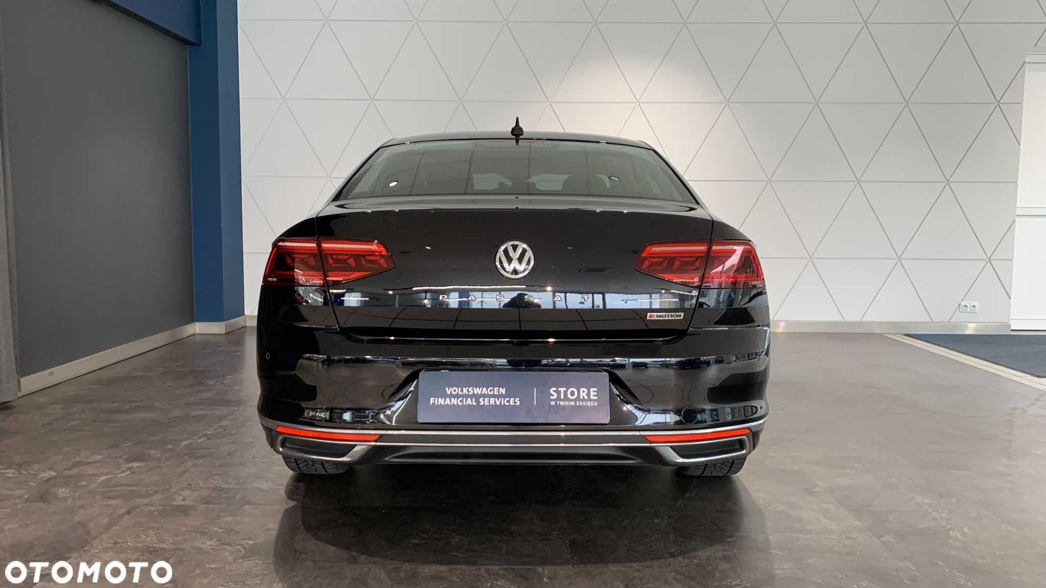 Volkswagen Passat 2.0 TDI 4Mot Elegance DSG - 4
