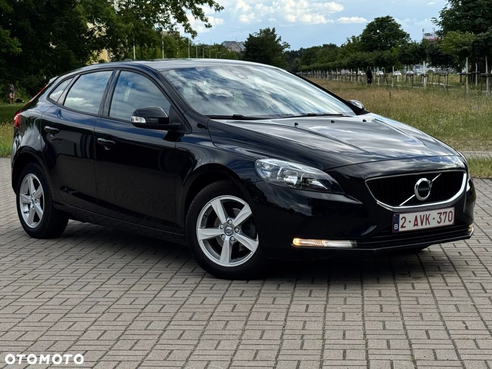 Volvo V40 D2 Momentum - 13