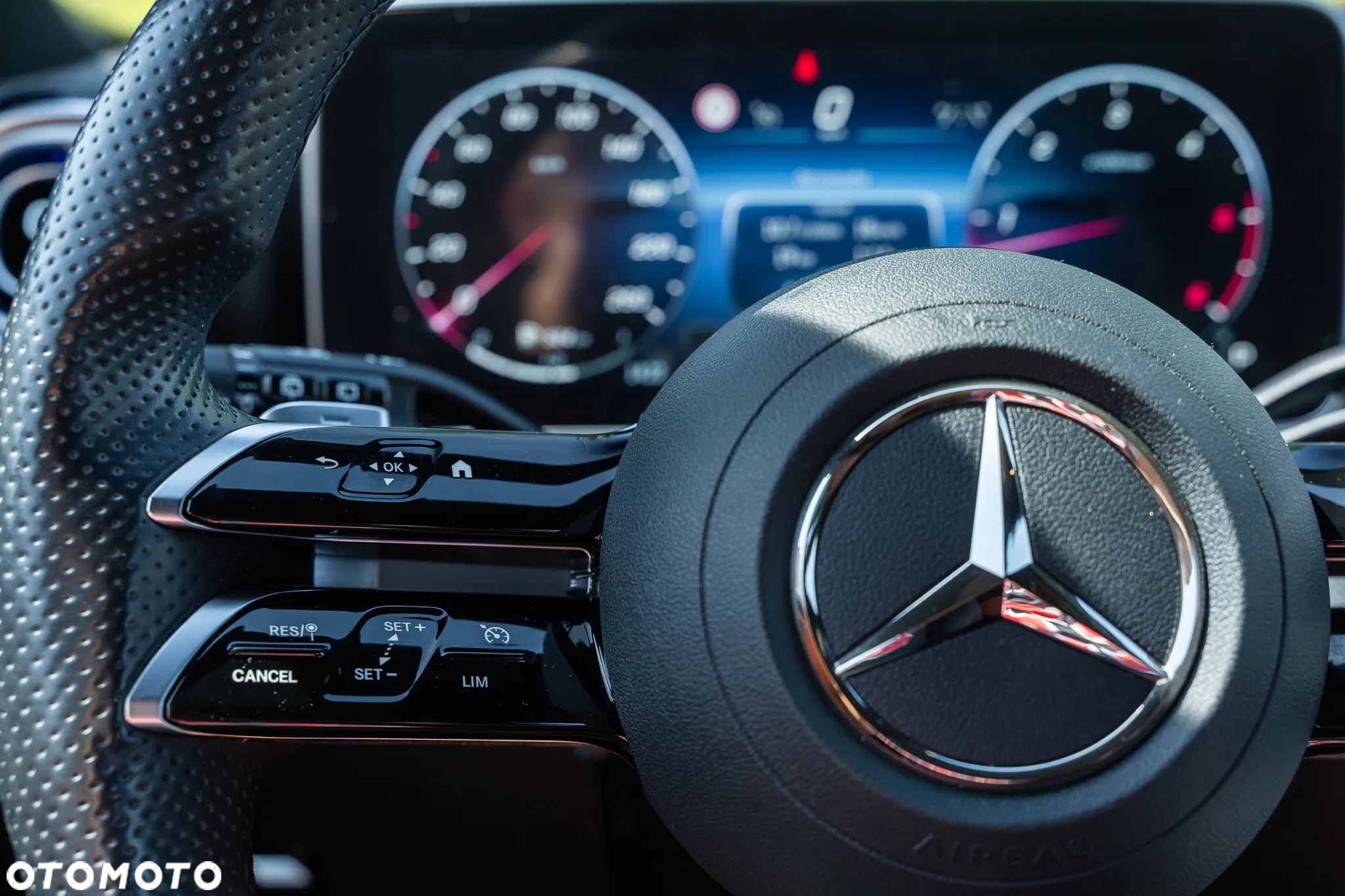 Mercedes-Benz Klasa C 220 d mHEV AMG - 21
