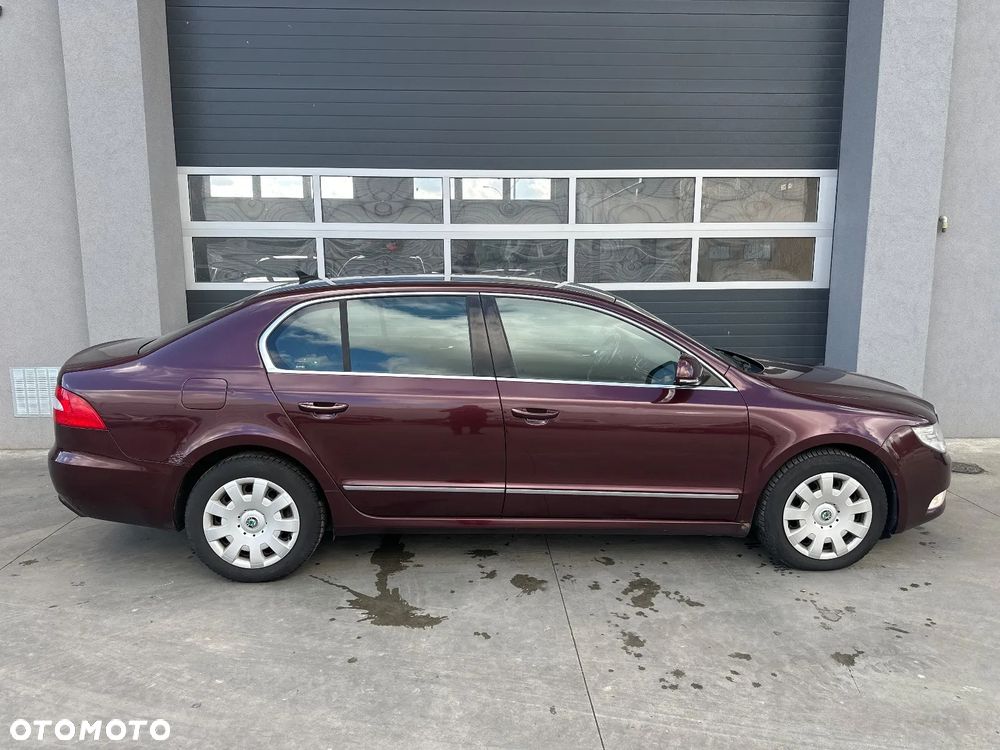 Skoda Superb 2.0 TDI Platinum DSG - 6