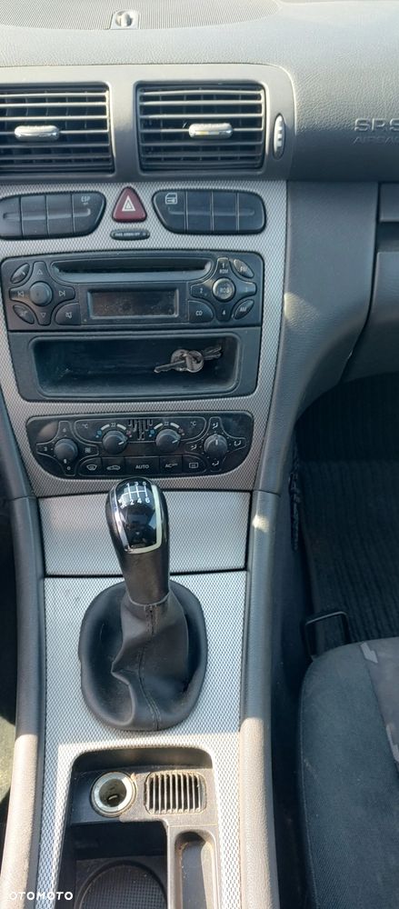 Mercedes-Benz Klasa C 180 Kompressor Sportcoupe - 11