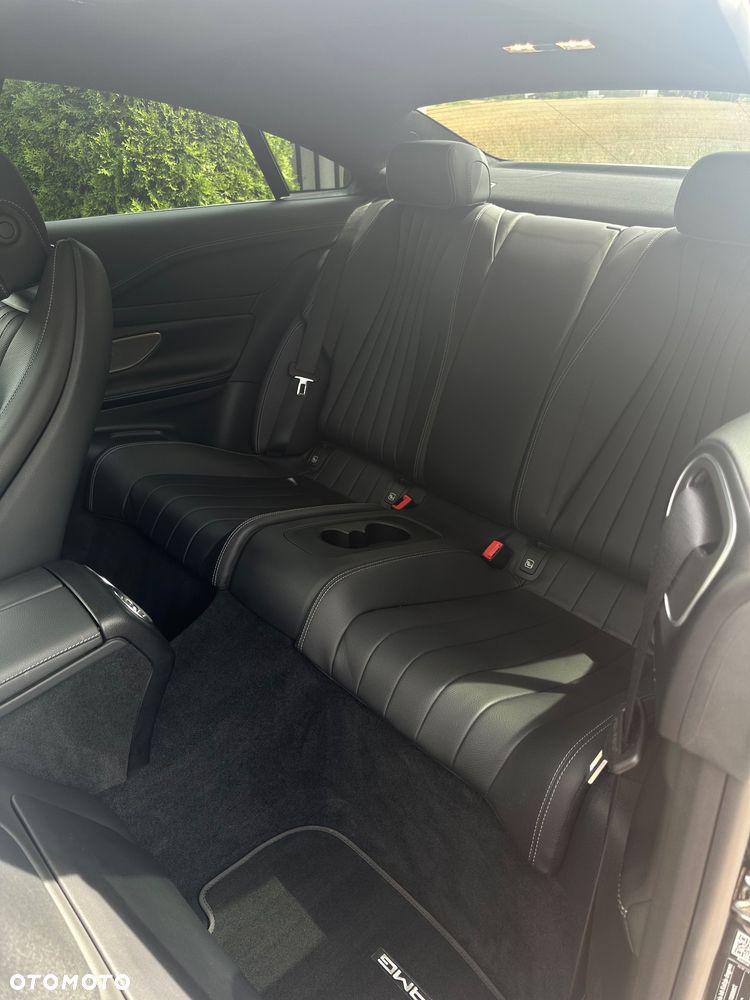 Mercedes-Benz Klasa E 300 9G-TRONIC - 10