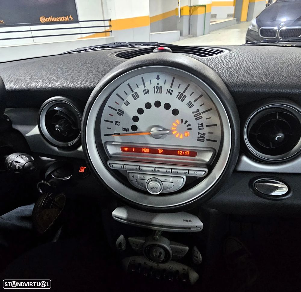 MINI 3 Portas Cooper D - 12