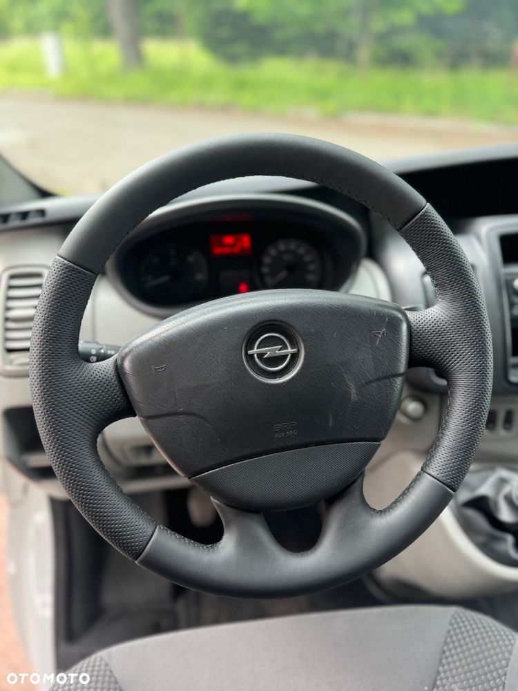 Opel Vivaro L2H1 2.9t - 7