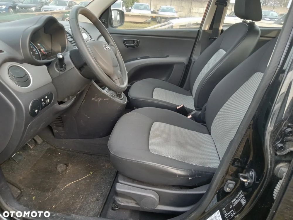 Hyundai i10 1.1 Comfort - 8