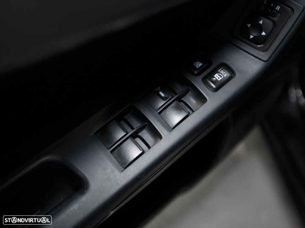 Mitsubishi Lancer - 17