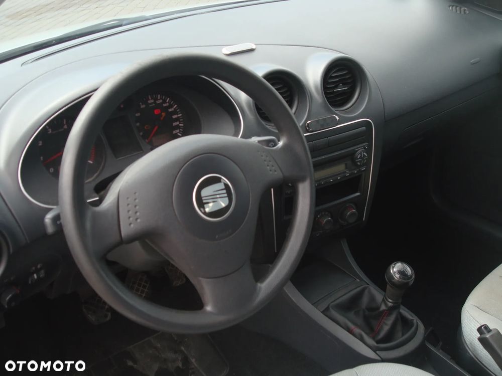 Seat Ibiza 1.4 16V Comfort Edition - 13
