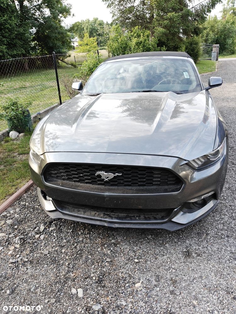 Ford Mustang 3.7 V6 - 2