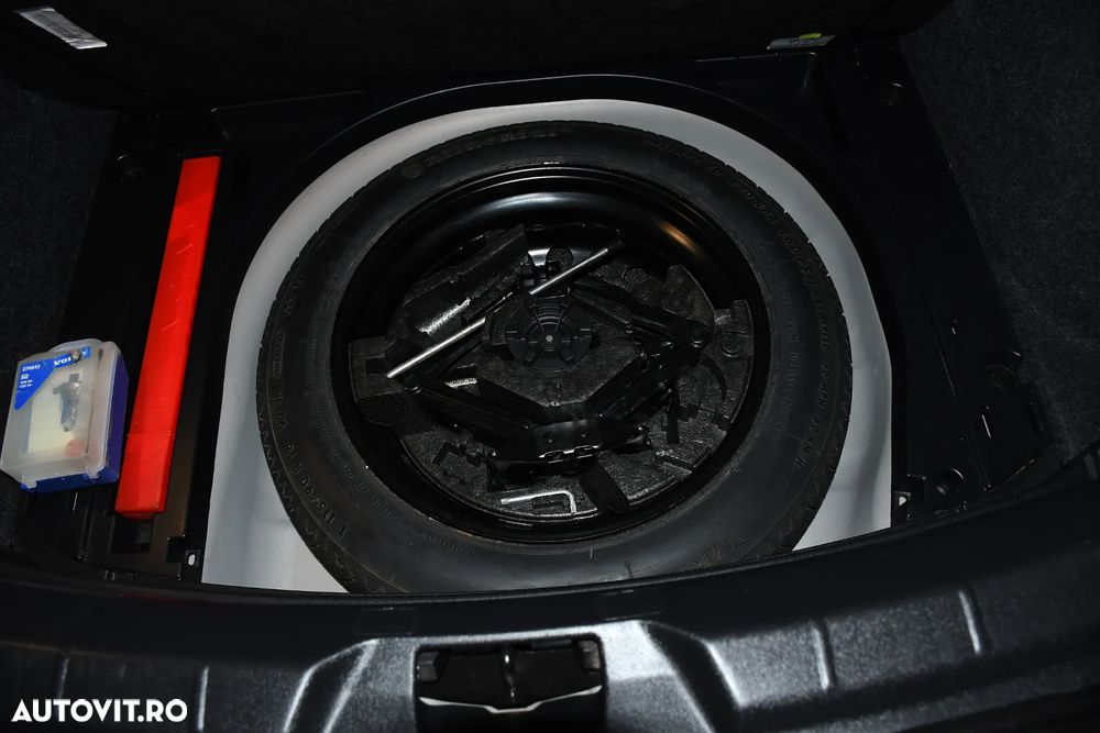 Volvo V40 D2 94g Summum - 23