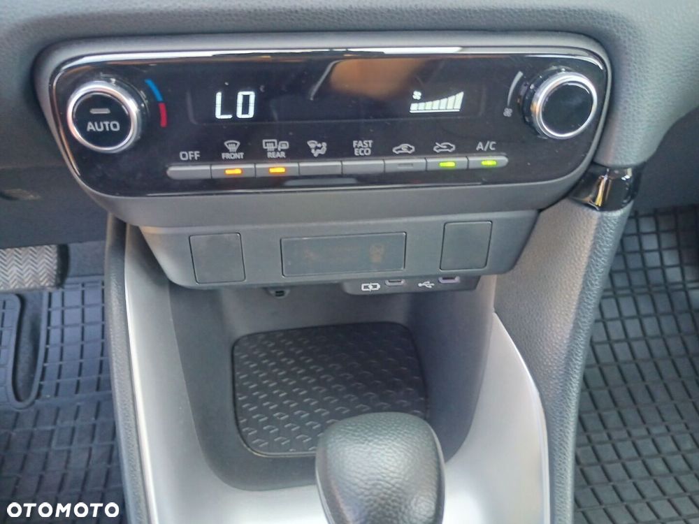 Toyota Yaris Hybrid 1.5 Comfort - 15