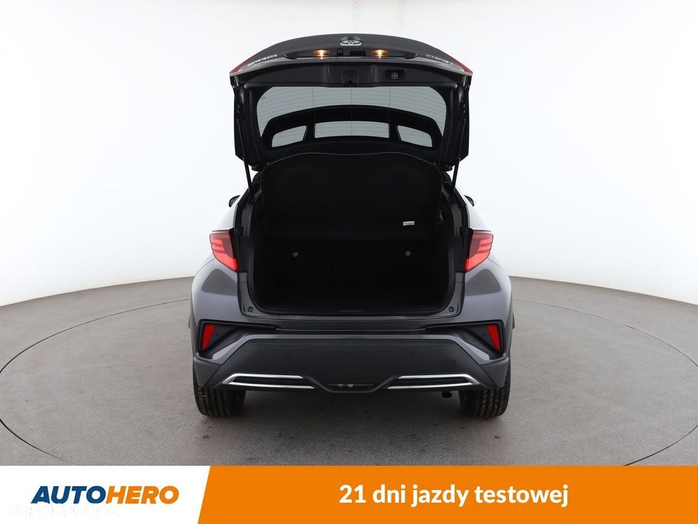 Toyota C-HR - 16