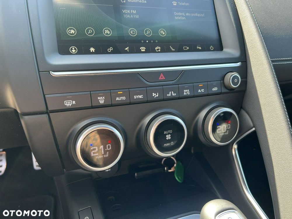 Jaguar E-Pace - 31