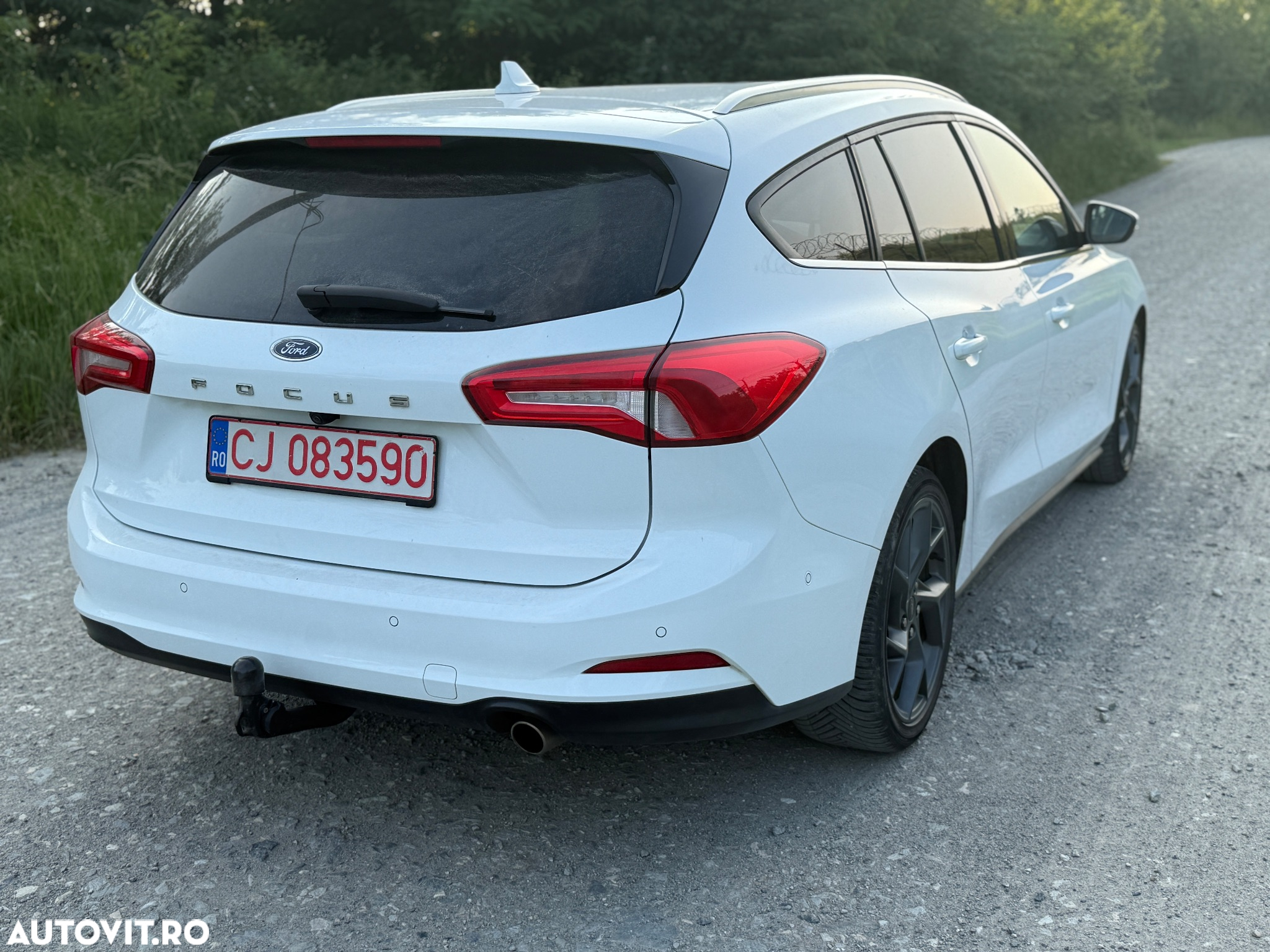 Ford Focus Turnier 1.5 EcoBlue Start-Stopp-System Aut. COOL&CONNECT DESIGN - 3