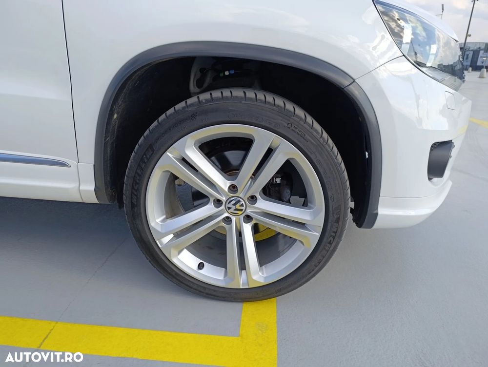 Volkswagen Tiguan 2.0 TDI DPF 4Motion Sport & Style - 13