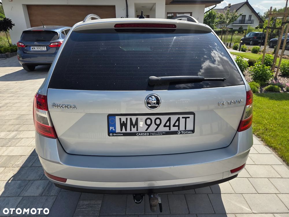 Skoda Octavia 2.0 TDI Ambition DSG - 3