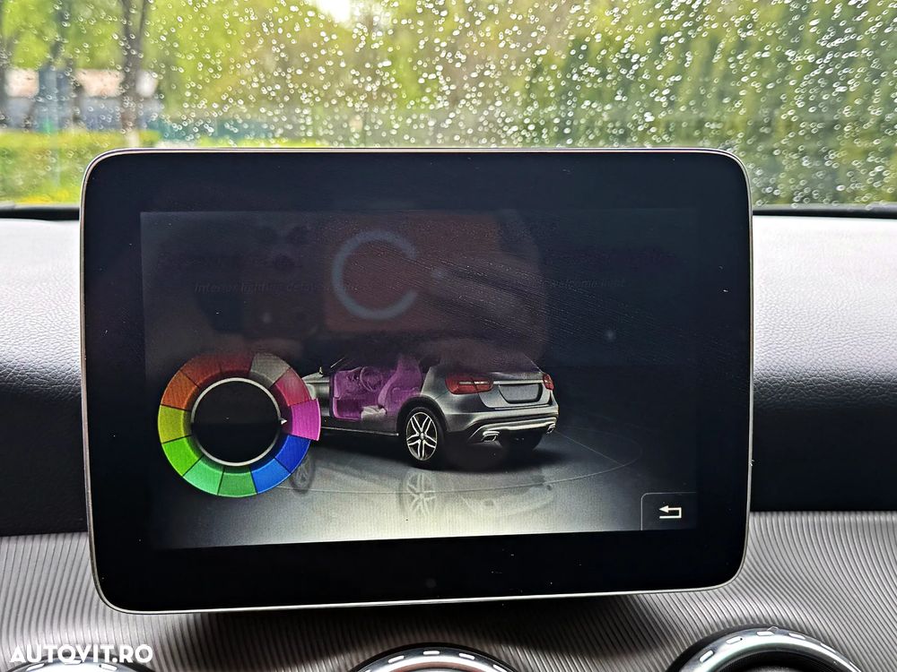 Mercedes-Benz GLA 180 d 7G-DCT Activity Edition - 10