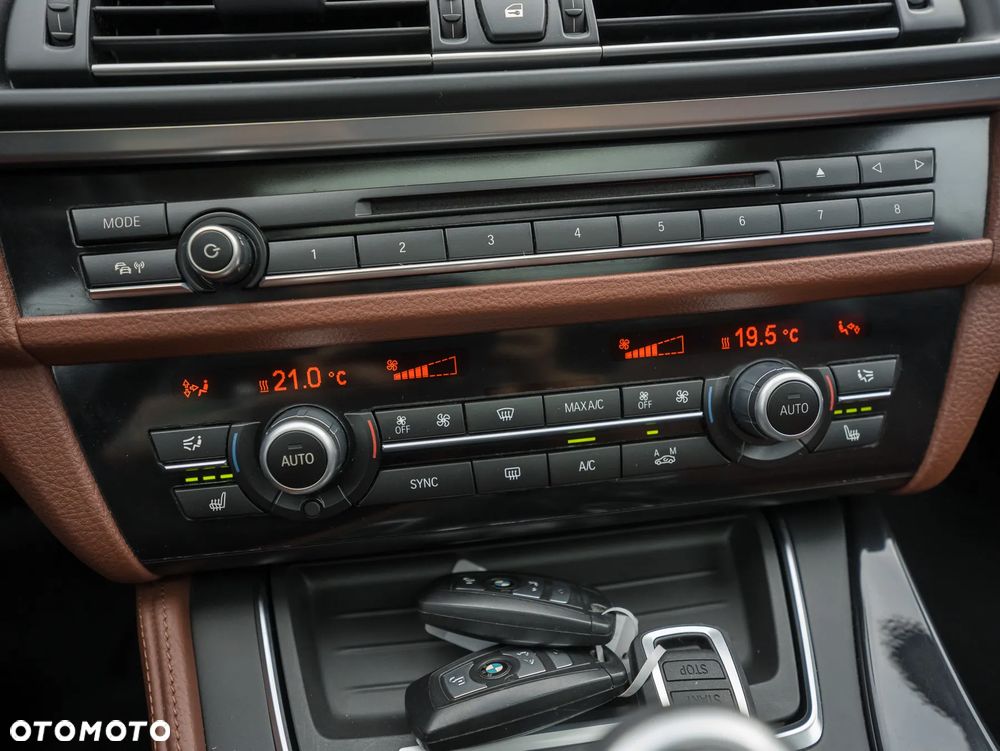 BMW Seria 5 525d Modern Line - 34