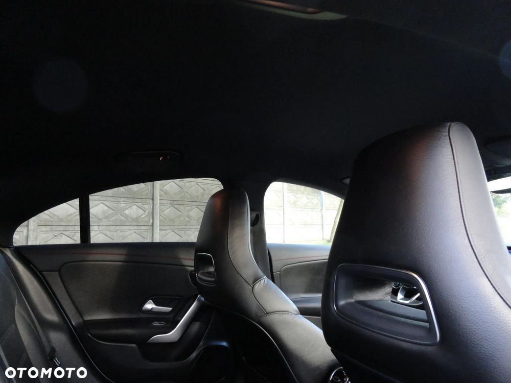 Mercedes-Benz CLA 200 7G-DCT Edition AMG Line - 12