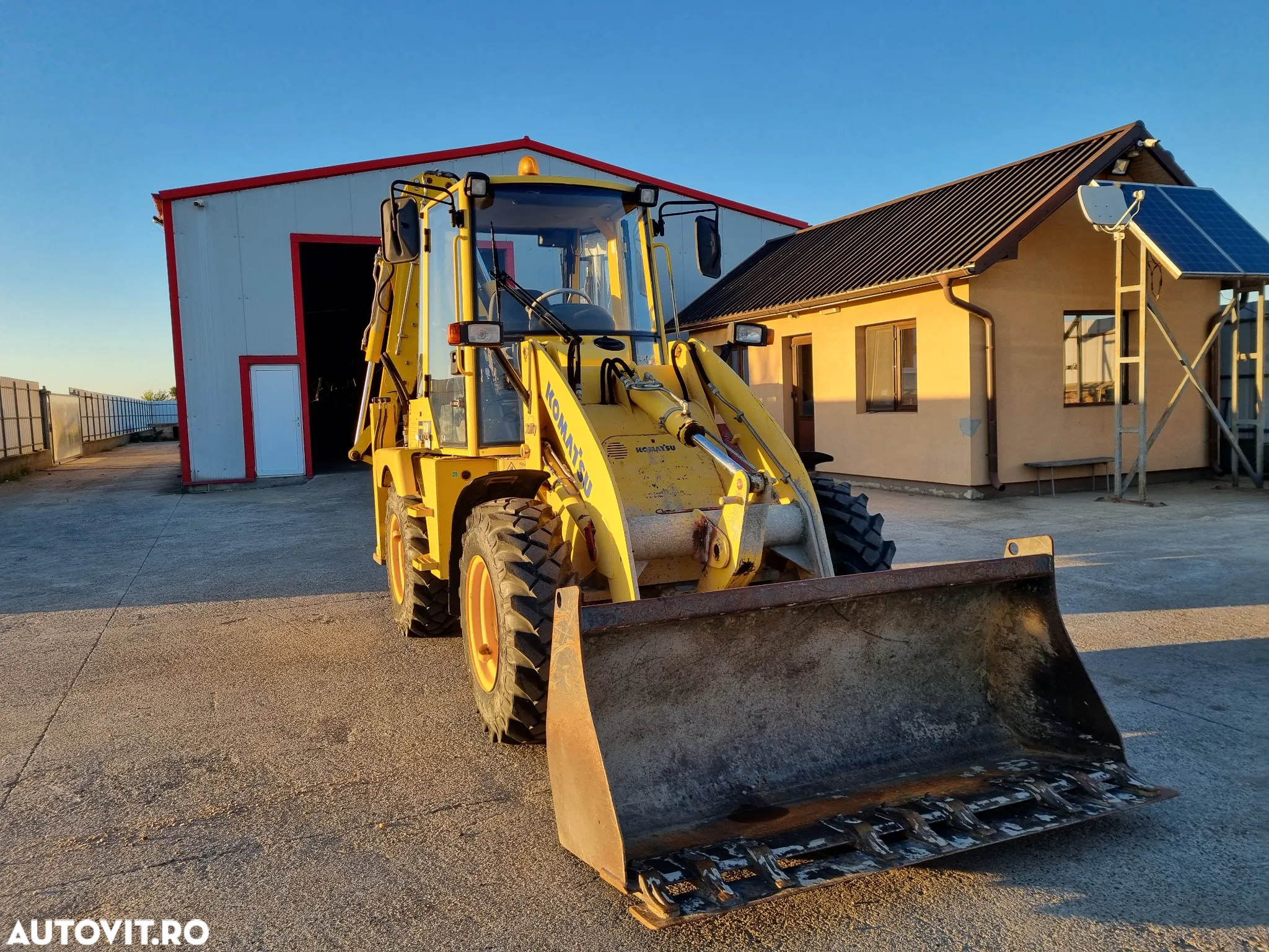 Komatsu WB70 A2 - 4