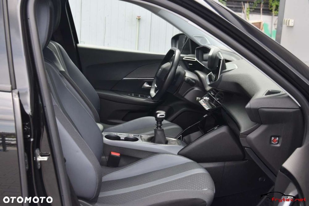 Peugeot 2008 - 23