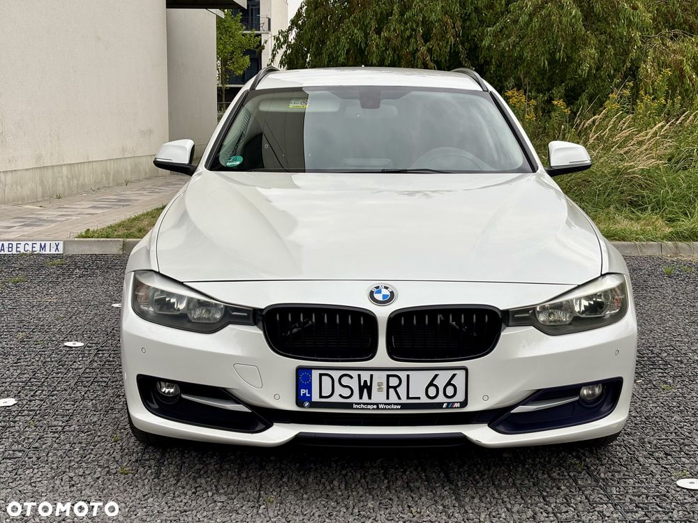 BMW Seria 3 318d Blue Performance Sport Line - 2