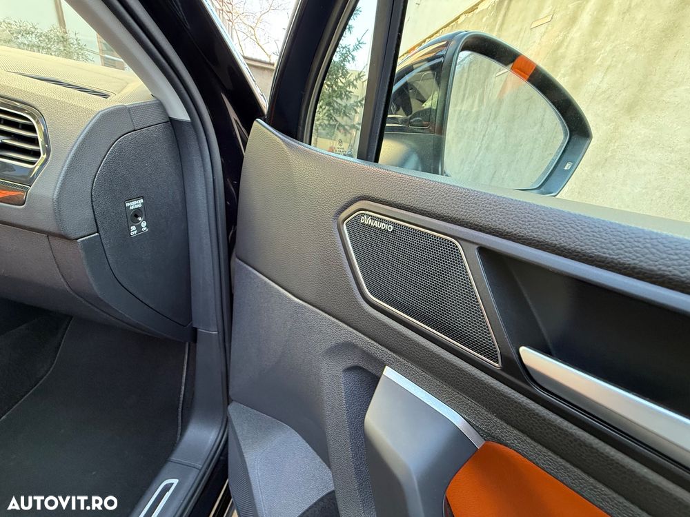 Volkswagen Tiguan - 36