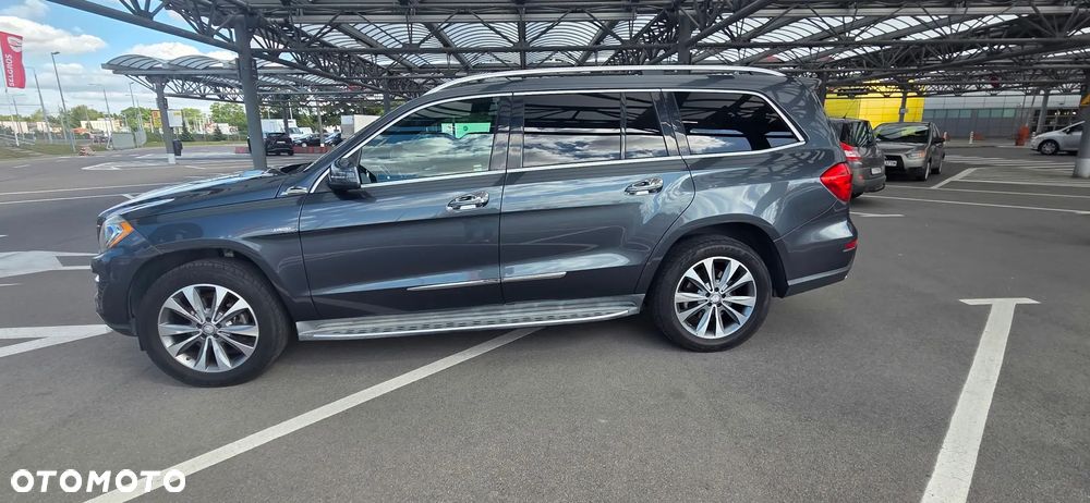 Mercedes-Benz GL - 11