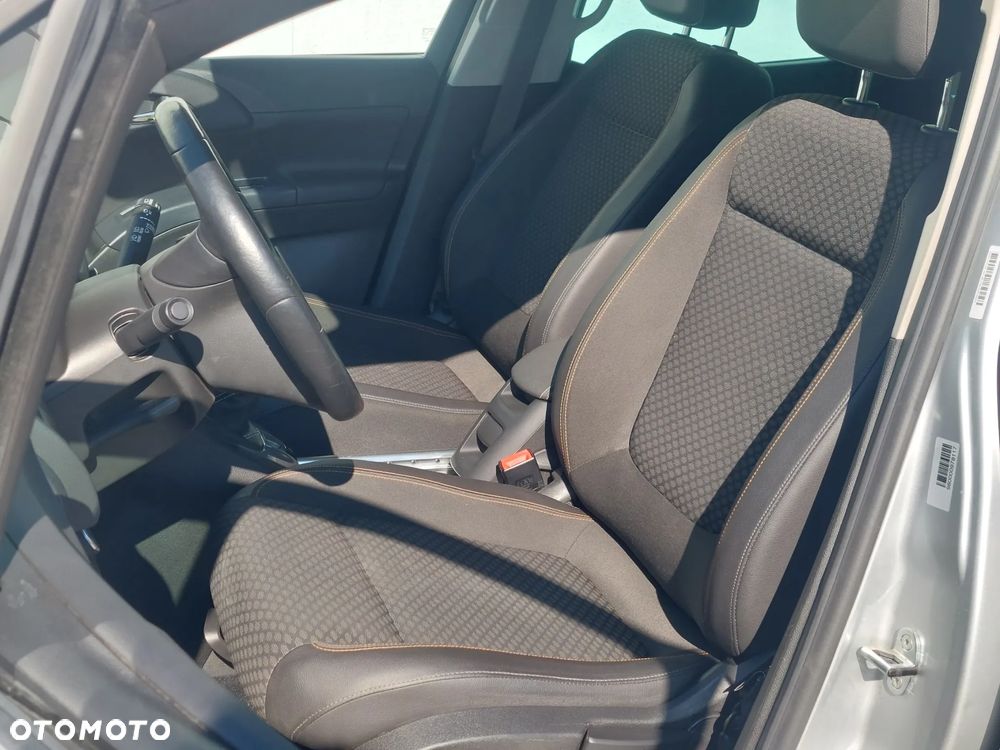 Opel Meriva 1.4 T Cosmo - 14