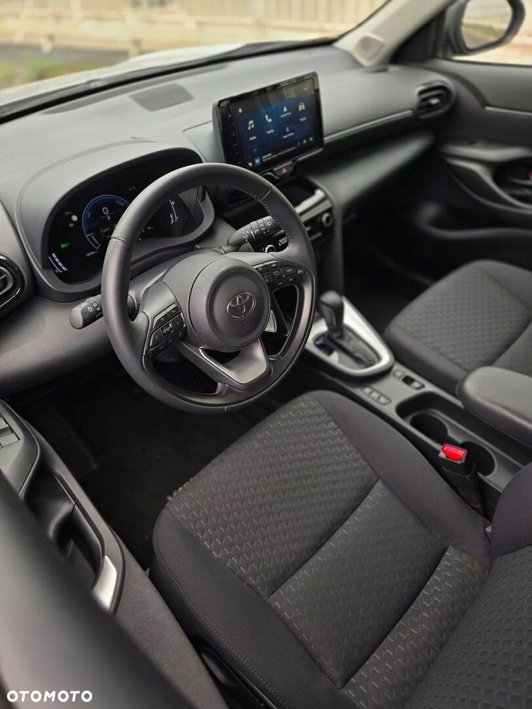 Toyota Yaris Cross Hybrid 1.5 Comfort - 26